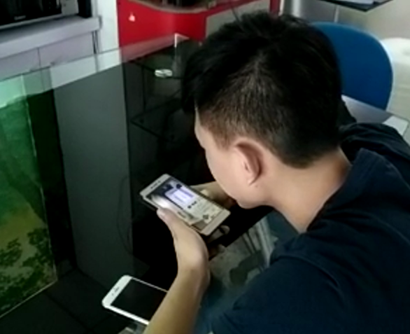 科頤辦公蔡工視頻教客戶處理柯尼卡美能達(dá)bizhub423復(fù)印機(jī)卡紙問(wèn)題